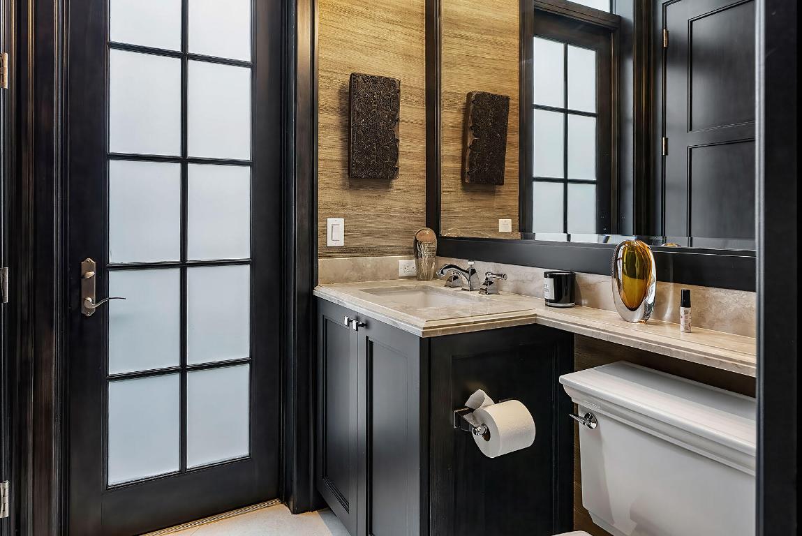 ROYAL PALM YACHT & COUNTRY CLUB - Residential