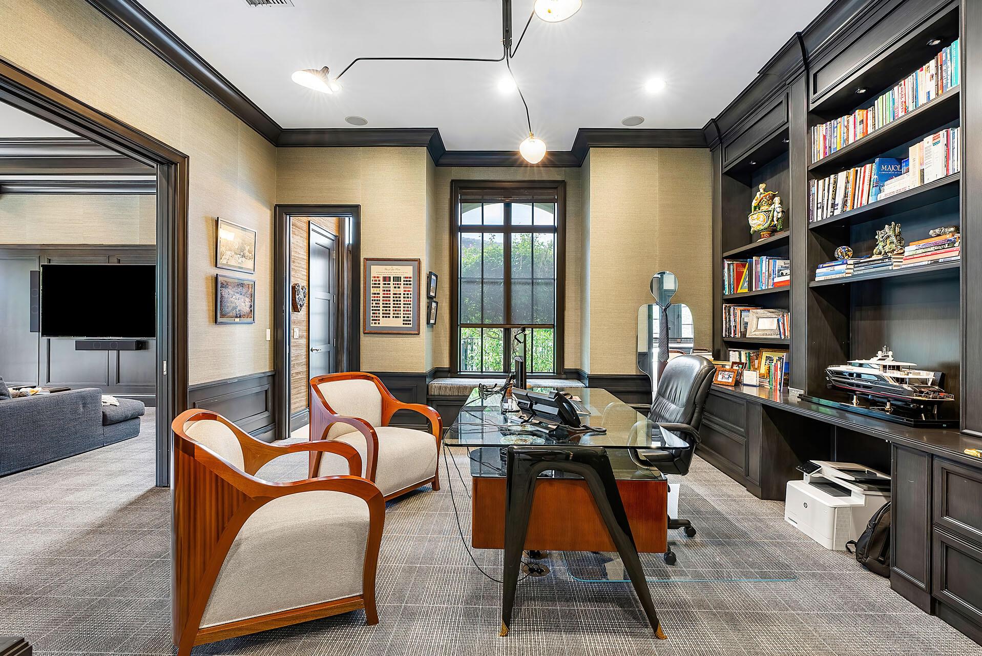 ROYAL PALM YACHT & COUNTR - Residential