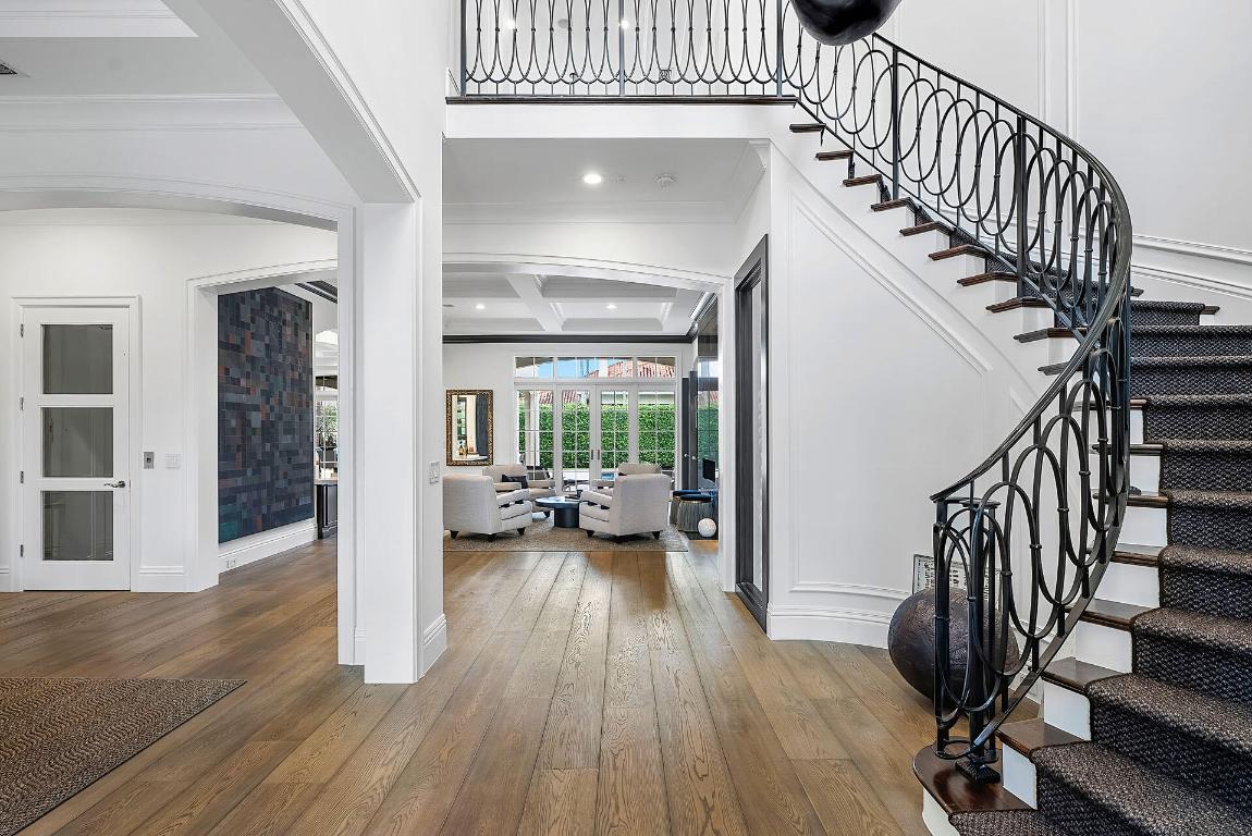 ROYAL PALM YACHT & COUNTRY CLUB - Residential