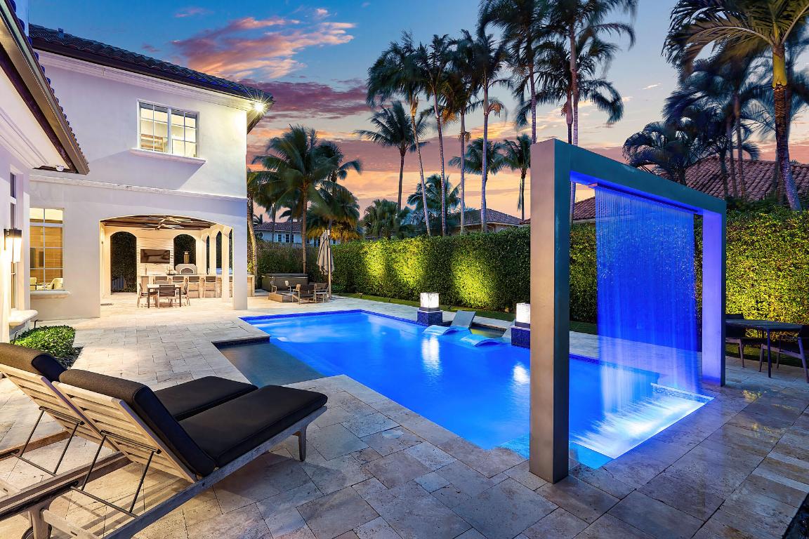 ROYAL PALM YACHT & COUNTRY CLUB - Residential