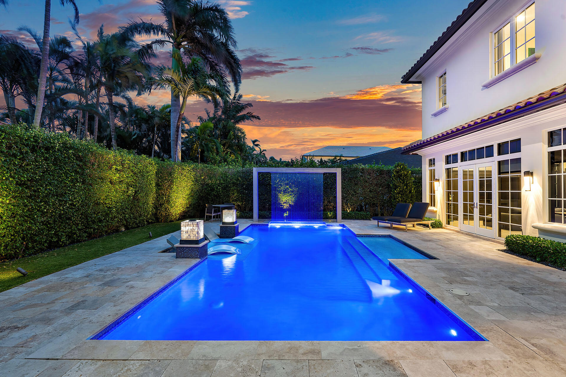 ROYAL PALM YACHT & COUNTRY CLUB - Residential