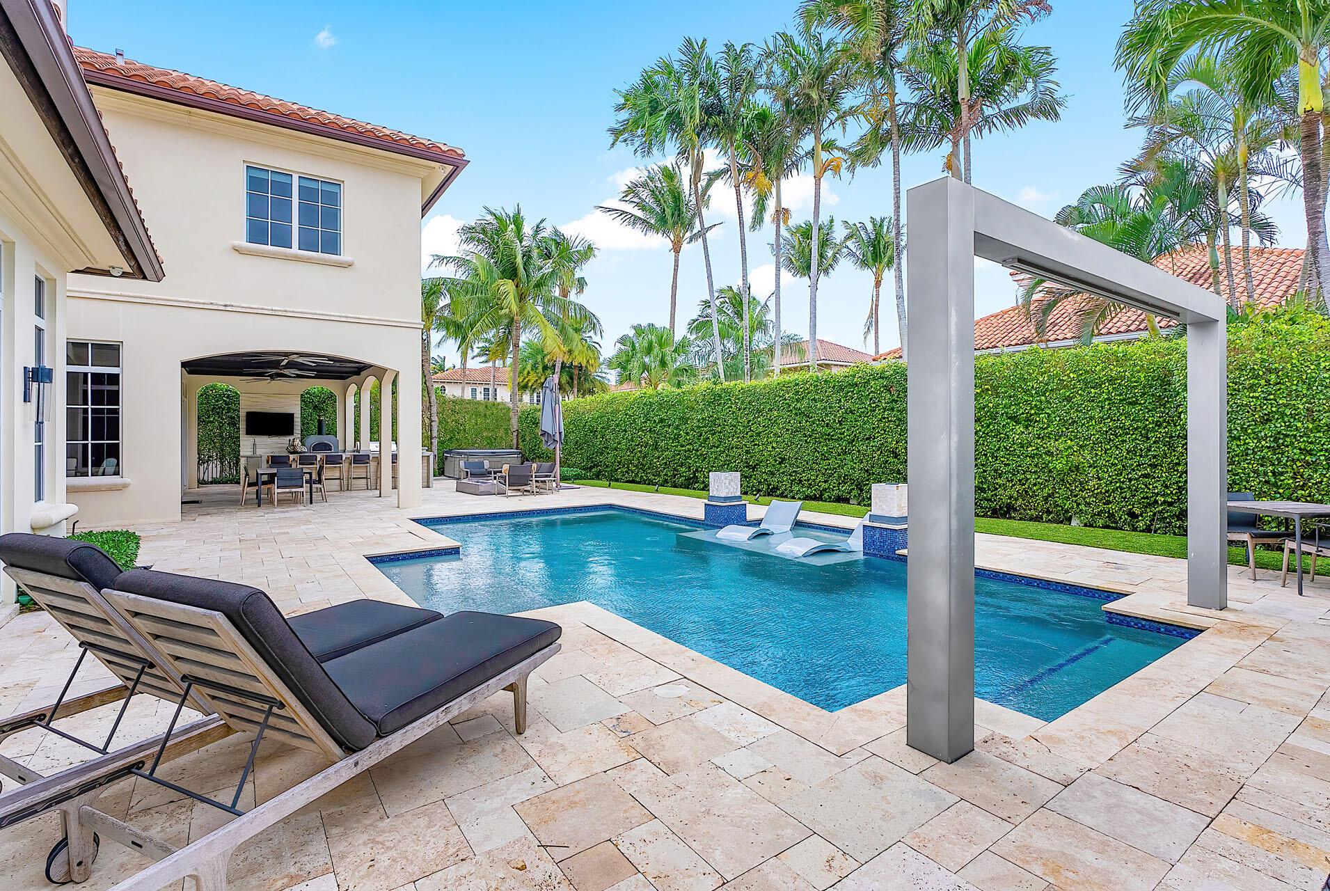 ROYAL PALM YACHT & COUNTR - Residential