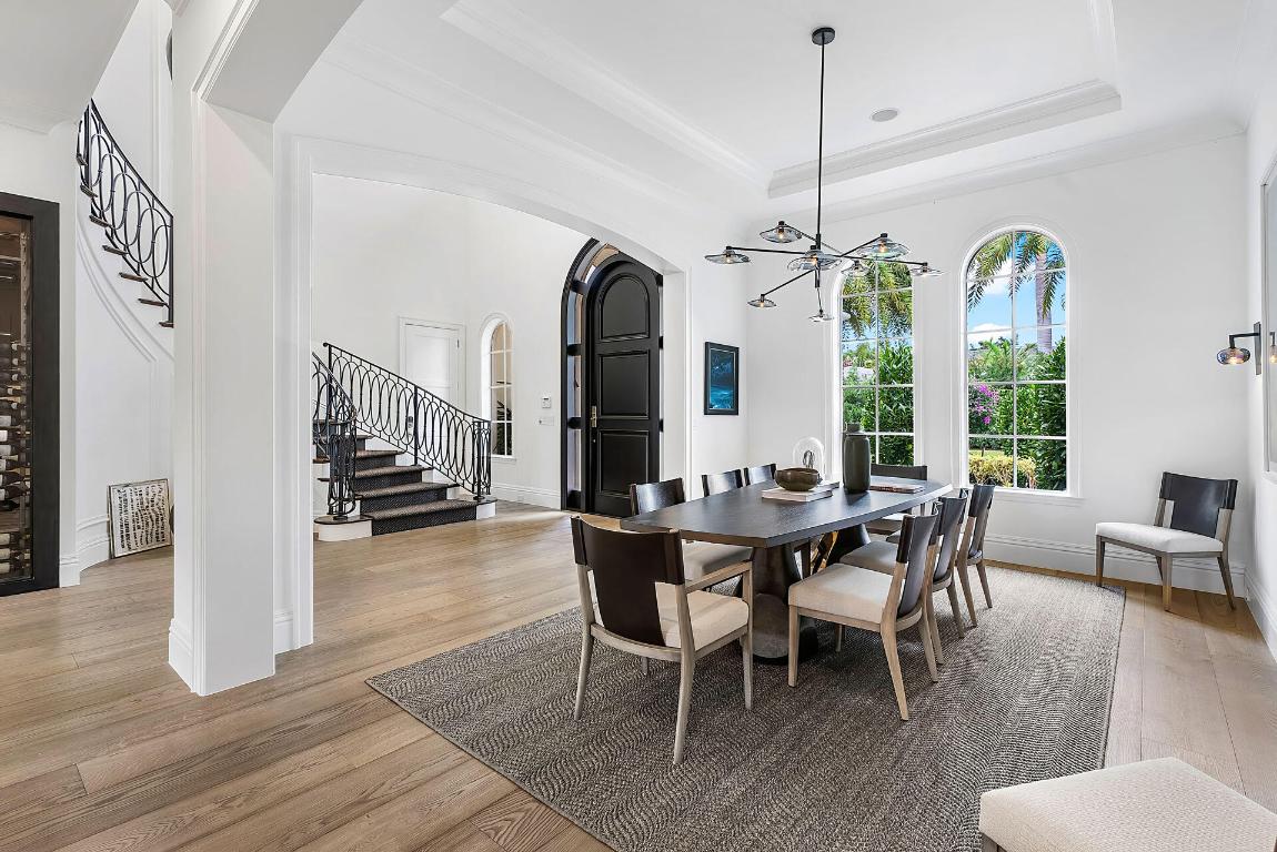 ROYAL PALM YACHT & COUNTRY CLUB - Residential