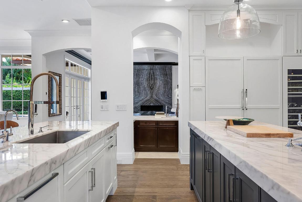 ROYAL PALM YACHT & COUNTRY CLUB - Residential