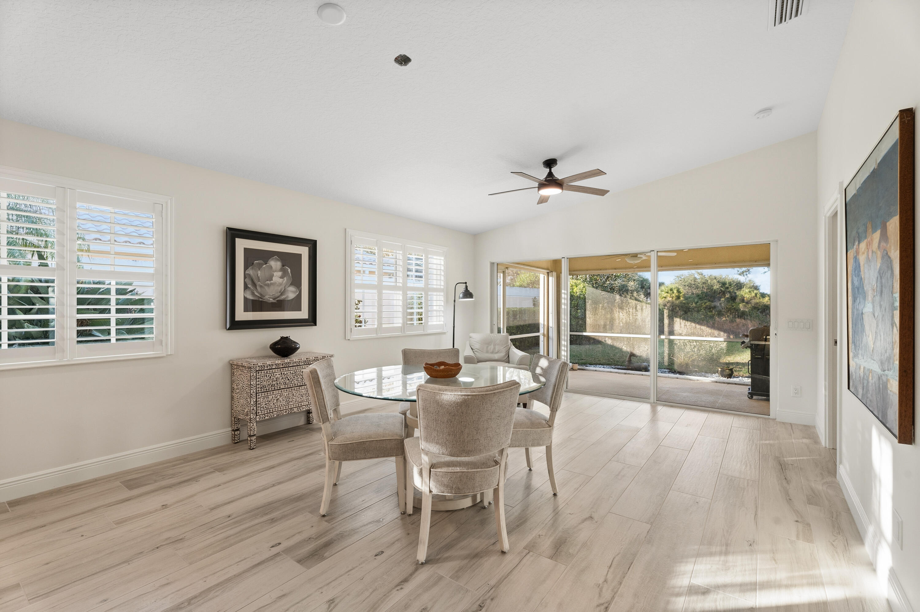 THE RETREAT - Residential