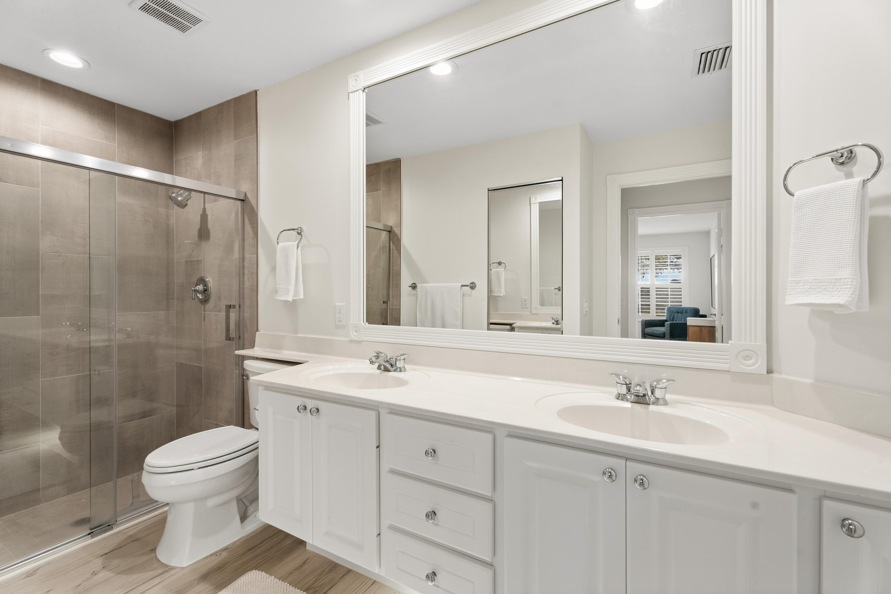 THE RETREAT - Residential