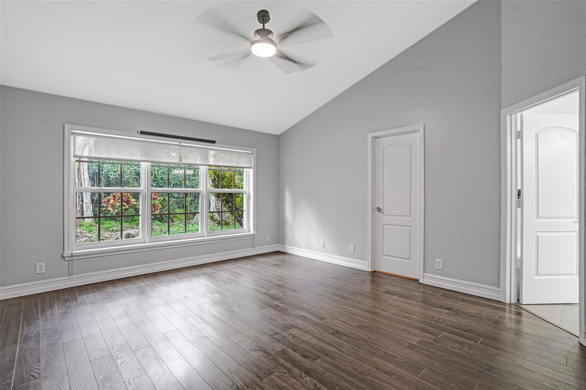 Woodside Estates 127-10 B - Residential