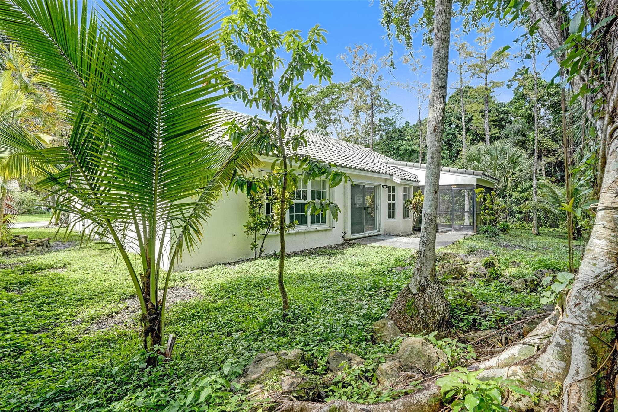 Woodside Estates 127-10 B - Residential