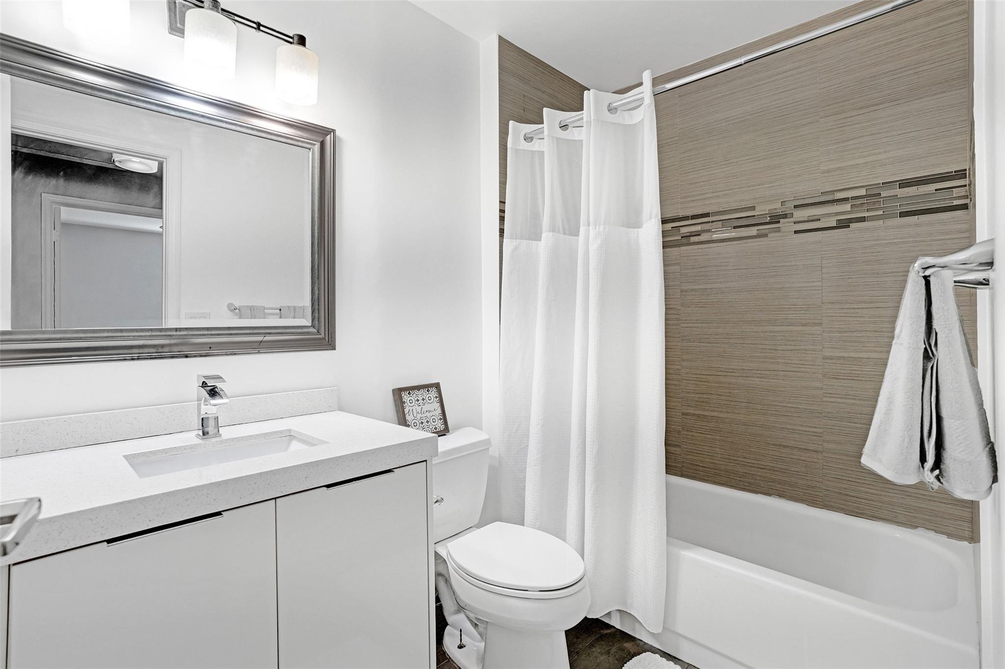 Woodside Estates 127-10 B - Residential