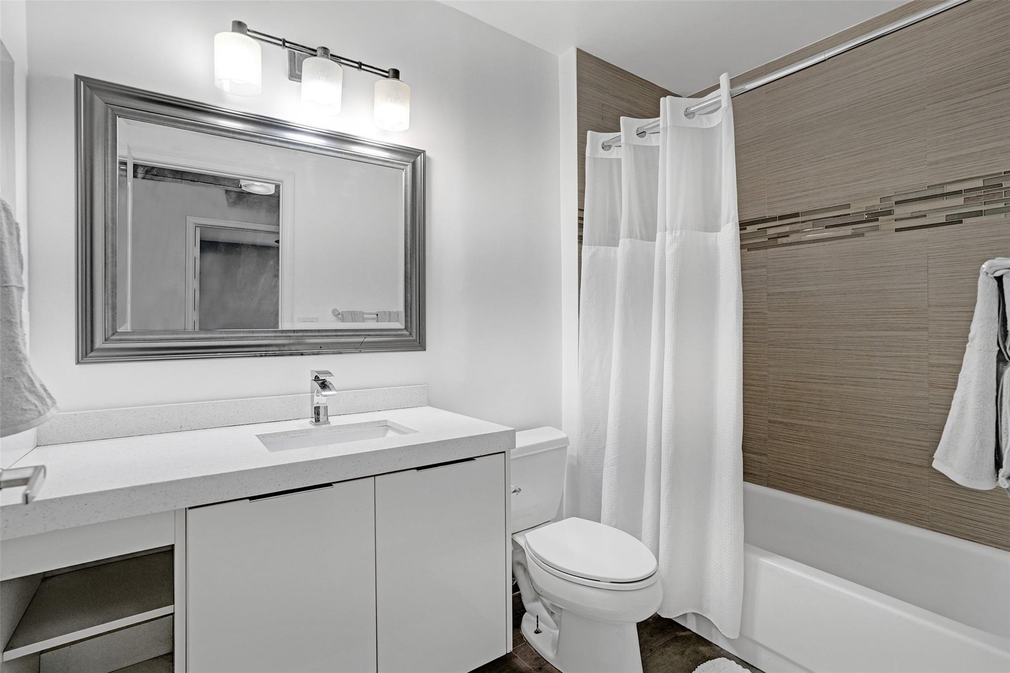 Woodside Estates 127-10 B - Residential