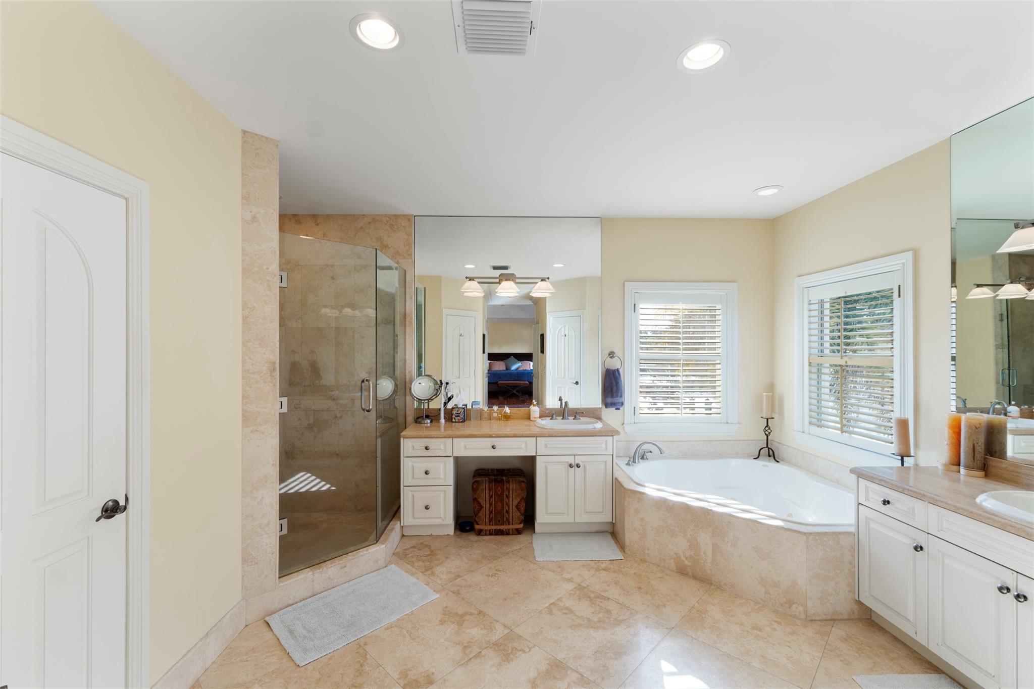 Lauderdale Harbors Sec A - Residential