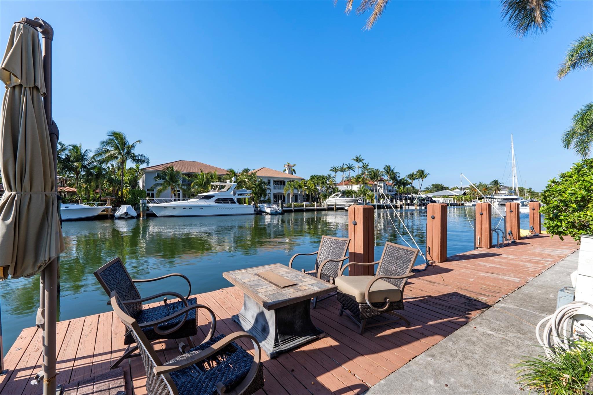 Lauderdale Harbors Sec A - Residential