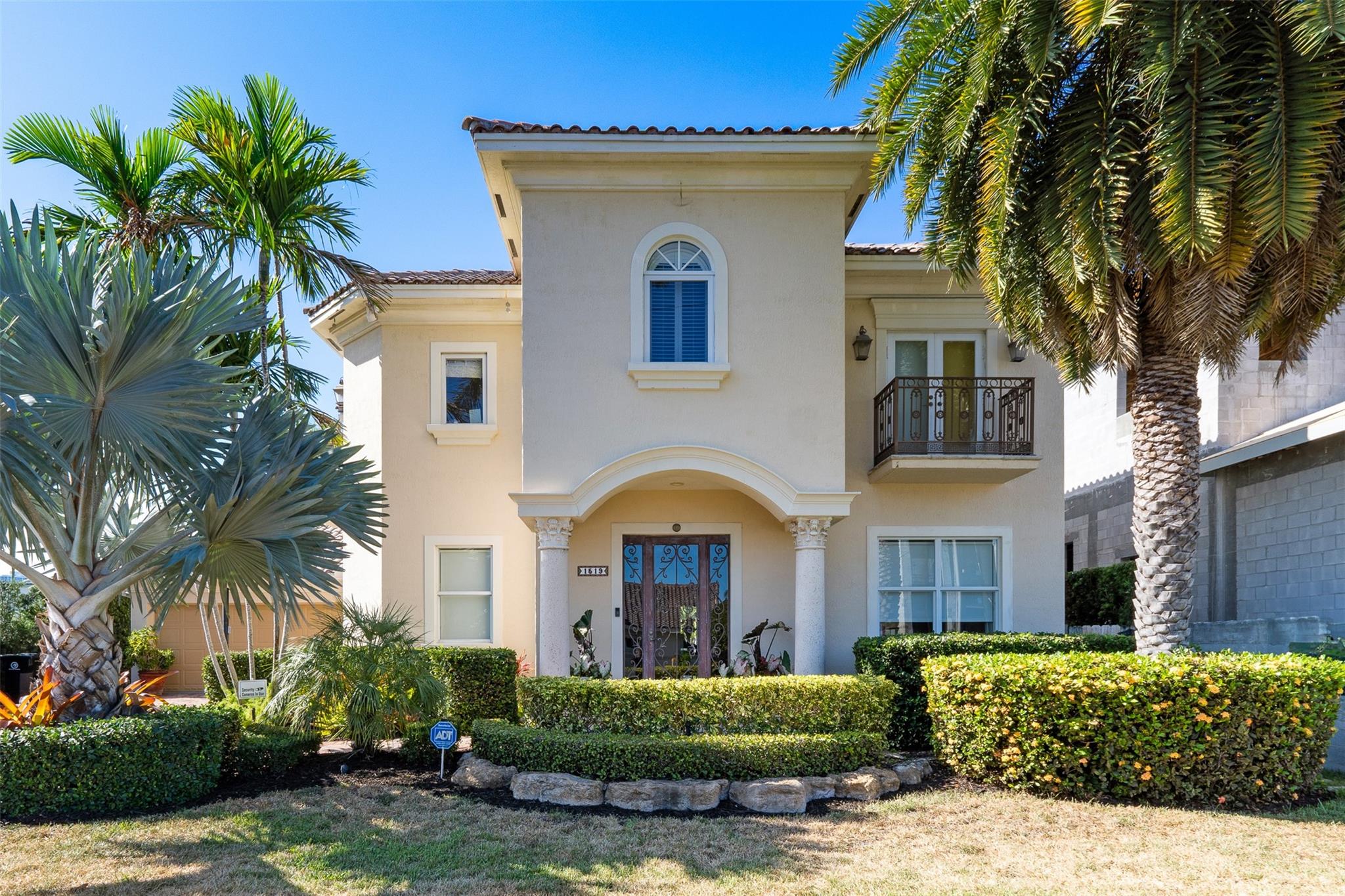 Lauderdale Harbors Sec A - Residential