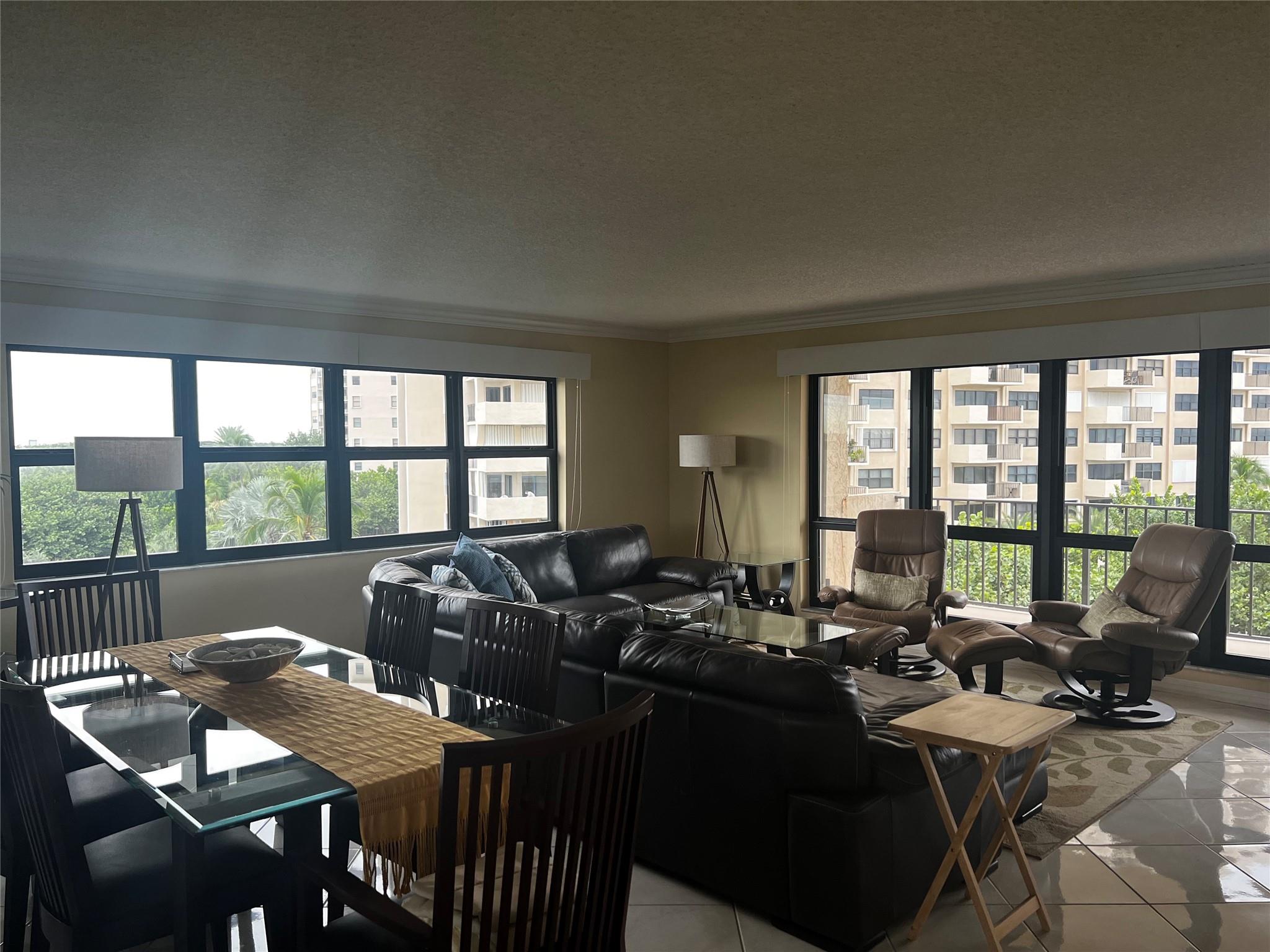 SEA RANCH CLUB CONDO - Residential Lease
