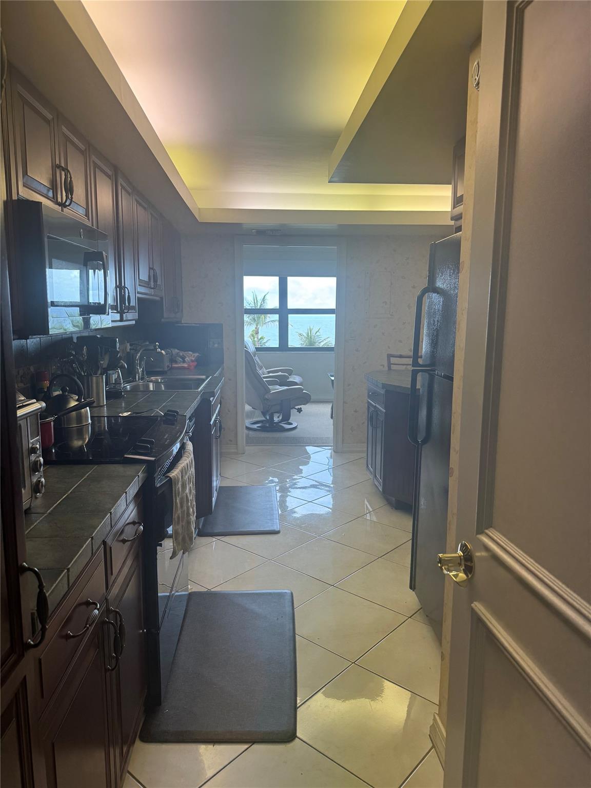 SEA RANCH CLUB CONDO - Residential Lease