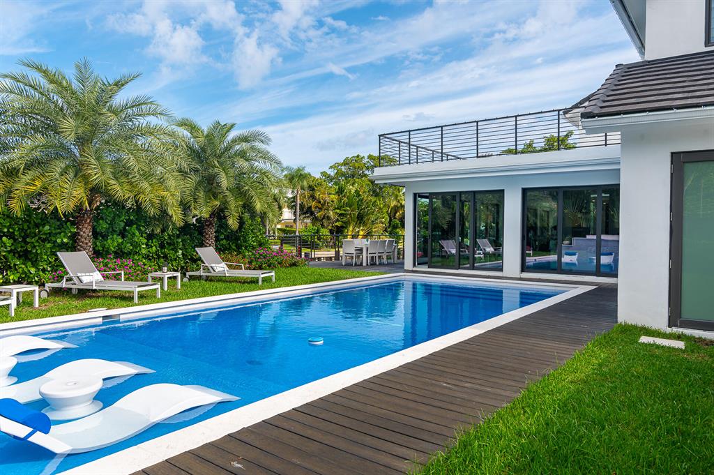 BOCA BAY COLONY - Residential