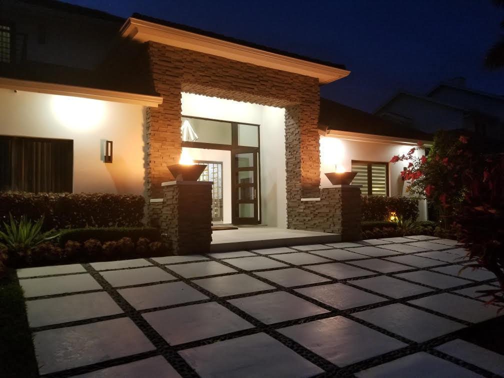 BOCA BAY COLONY - Residential