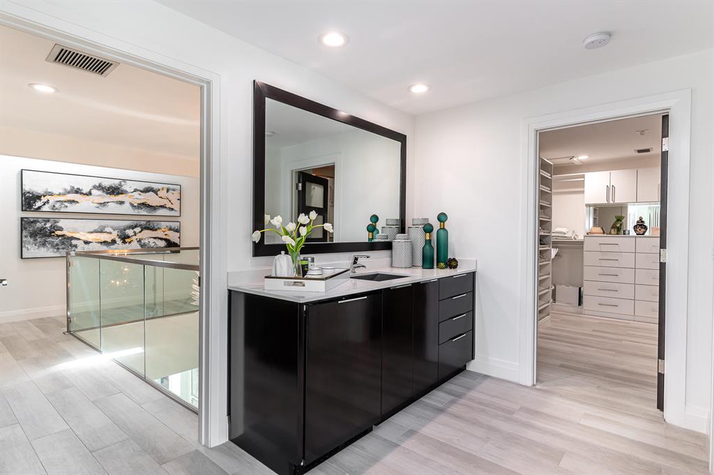 BOCA BAY COLONY - Residential