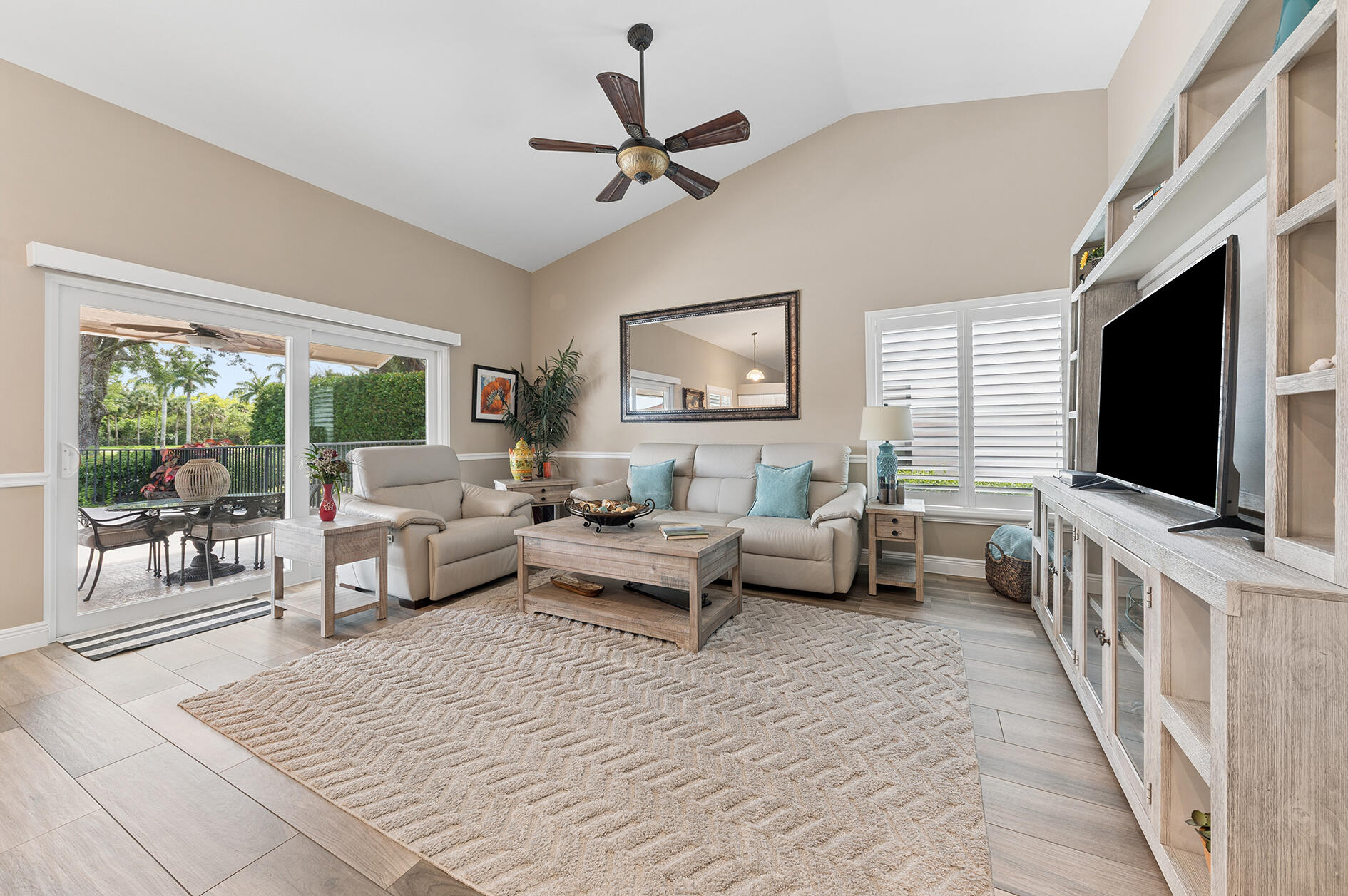 Properties 8658 Vista Greens Court
