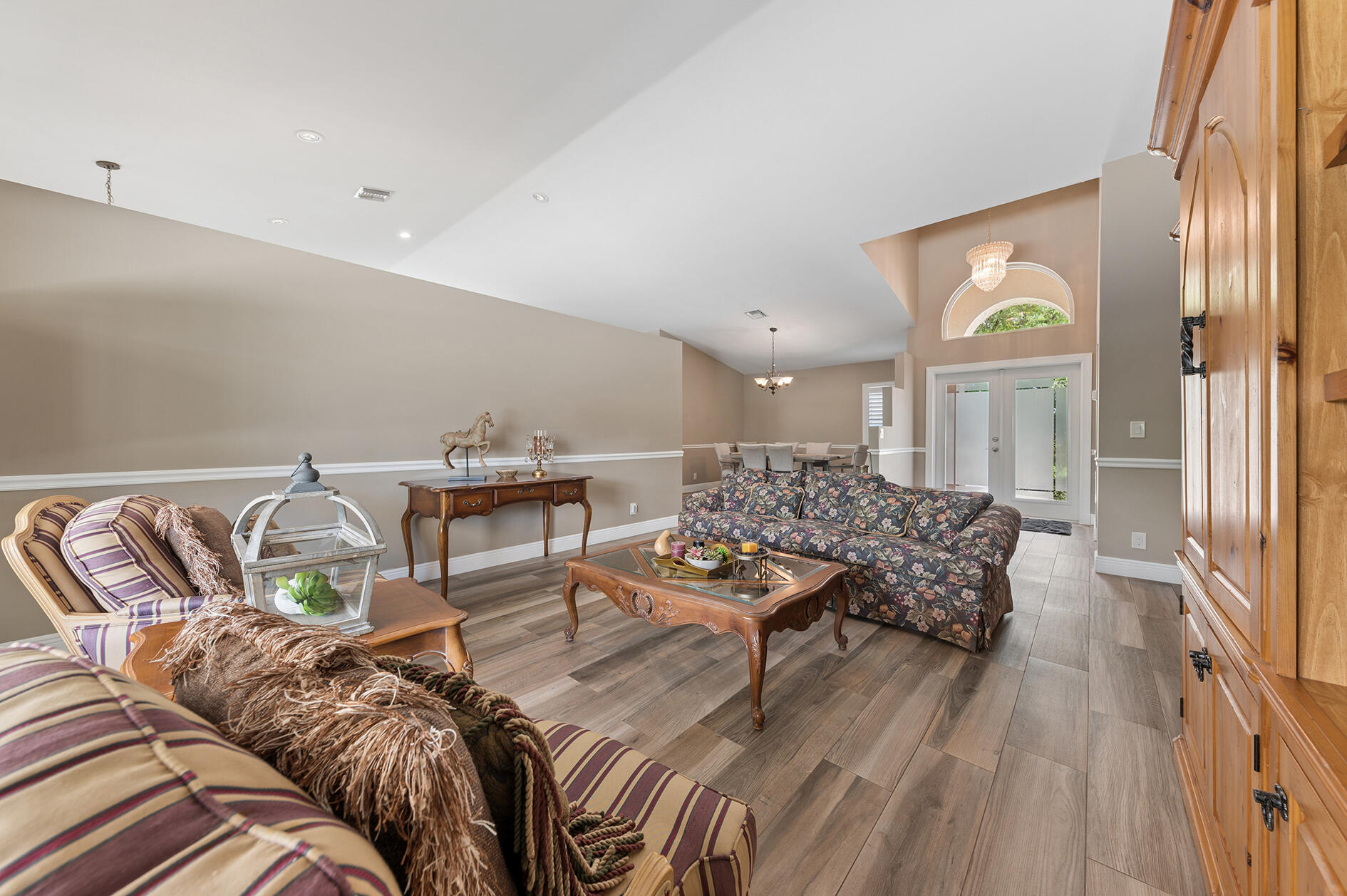 Properties 8658 Vista Greens Court