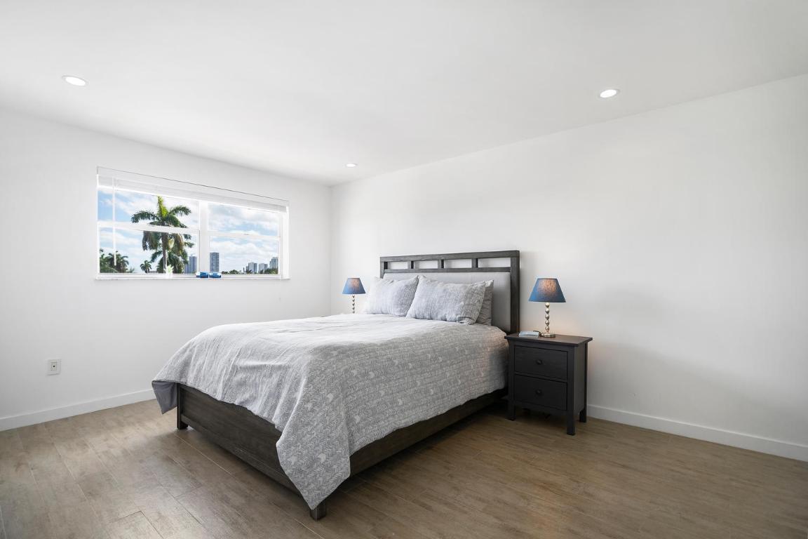 PENN STAR CONDO - Residential Lease