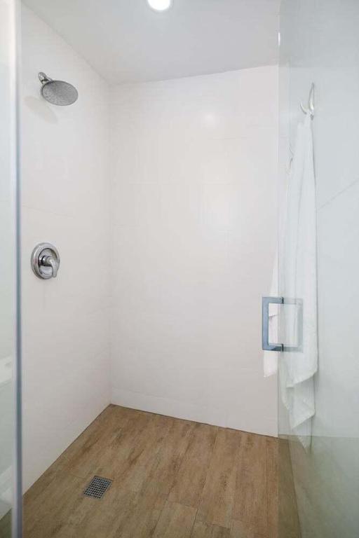 PENN STAR CONDO - Residential Lease