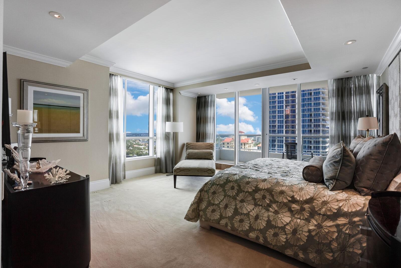 Ritz Carlton - Residential Lease