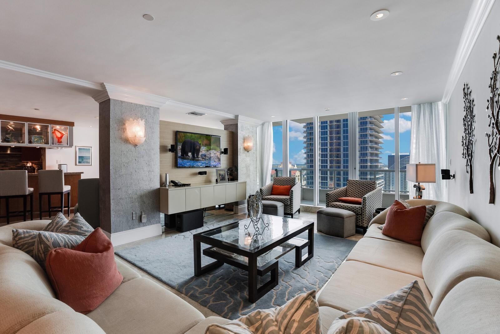 1 N Fort Lauderdsale Beach Blvd 1907