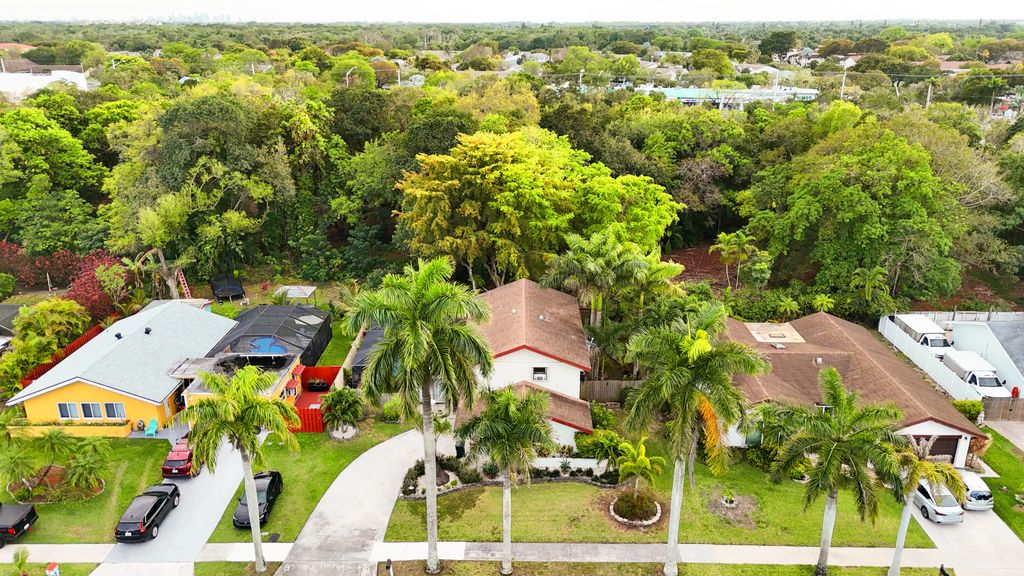 Photo of 4966 NW 6th Street, Coconut Creek, FL 33063 (MLS # B26003255)