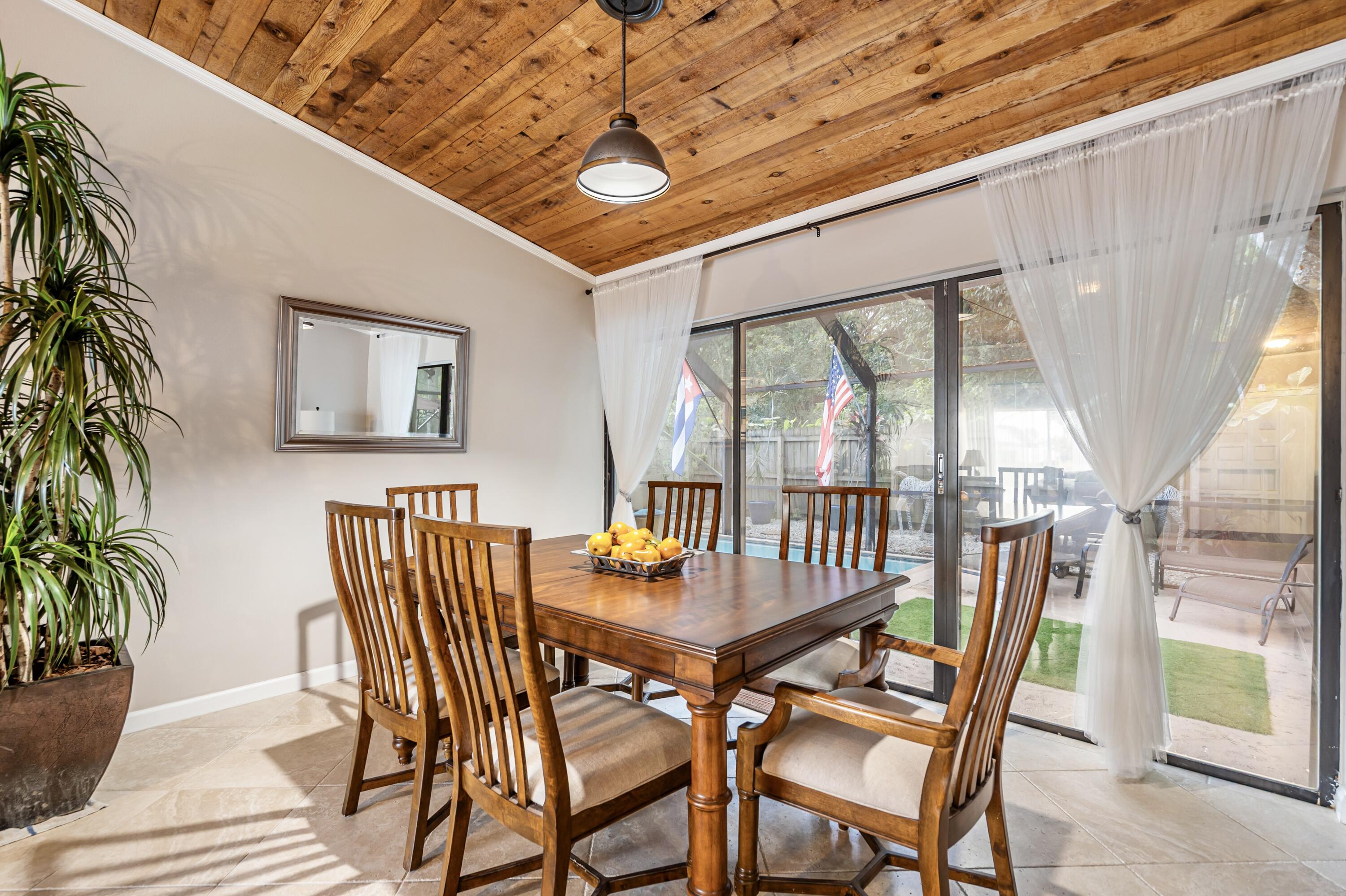 LAKEWOOD EAST SEC 1 - Residential