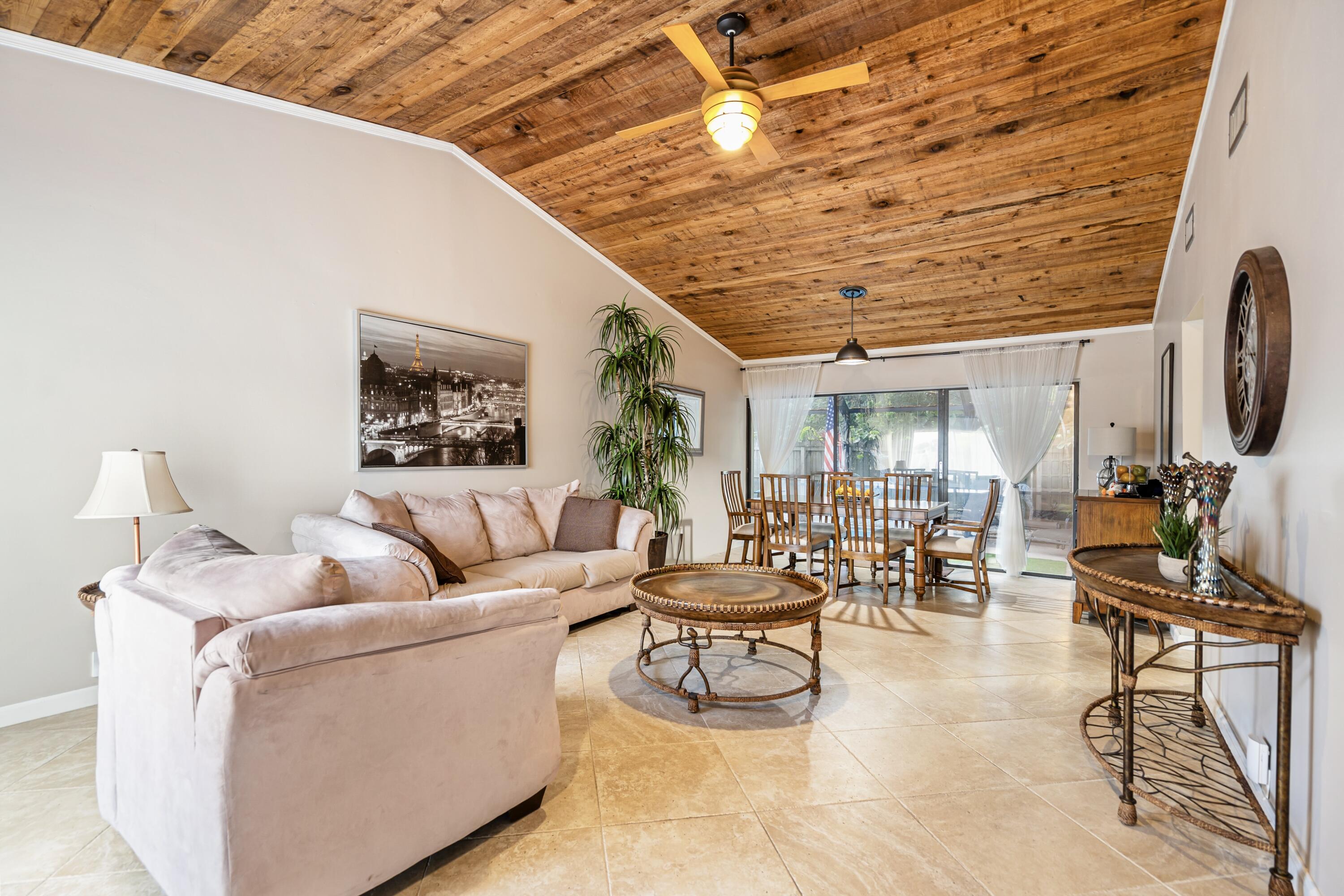 LAKEWOOD EAST SEC 1 - Residential