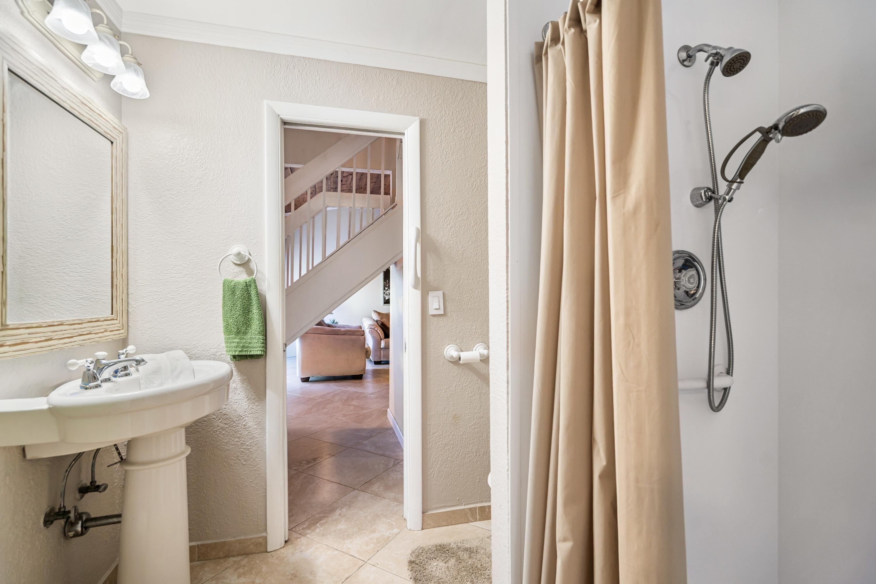 LAKEWOOD EAST SEC 1 - Residential