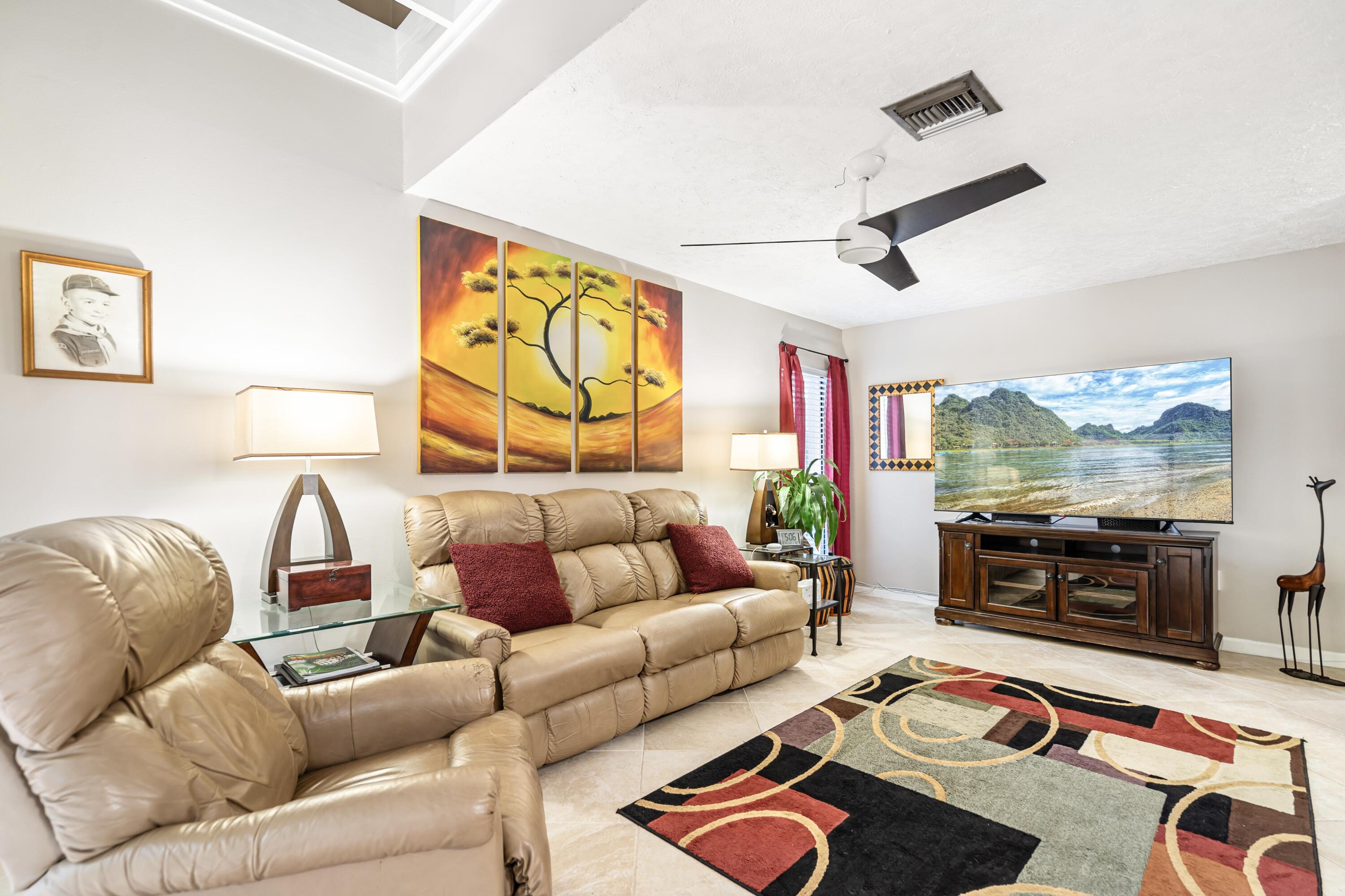 LAKEWOOD EAST SEC 1 - Residential