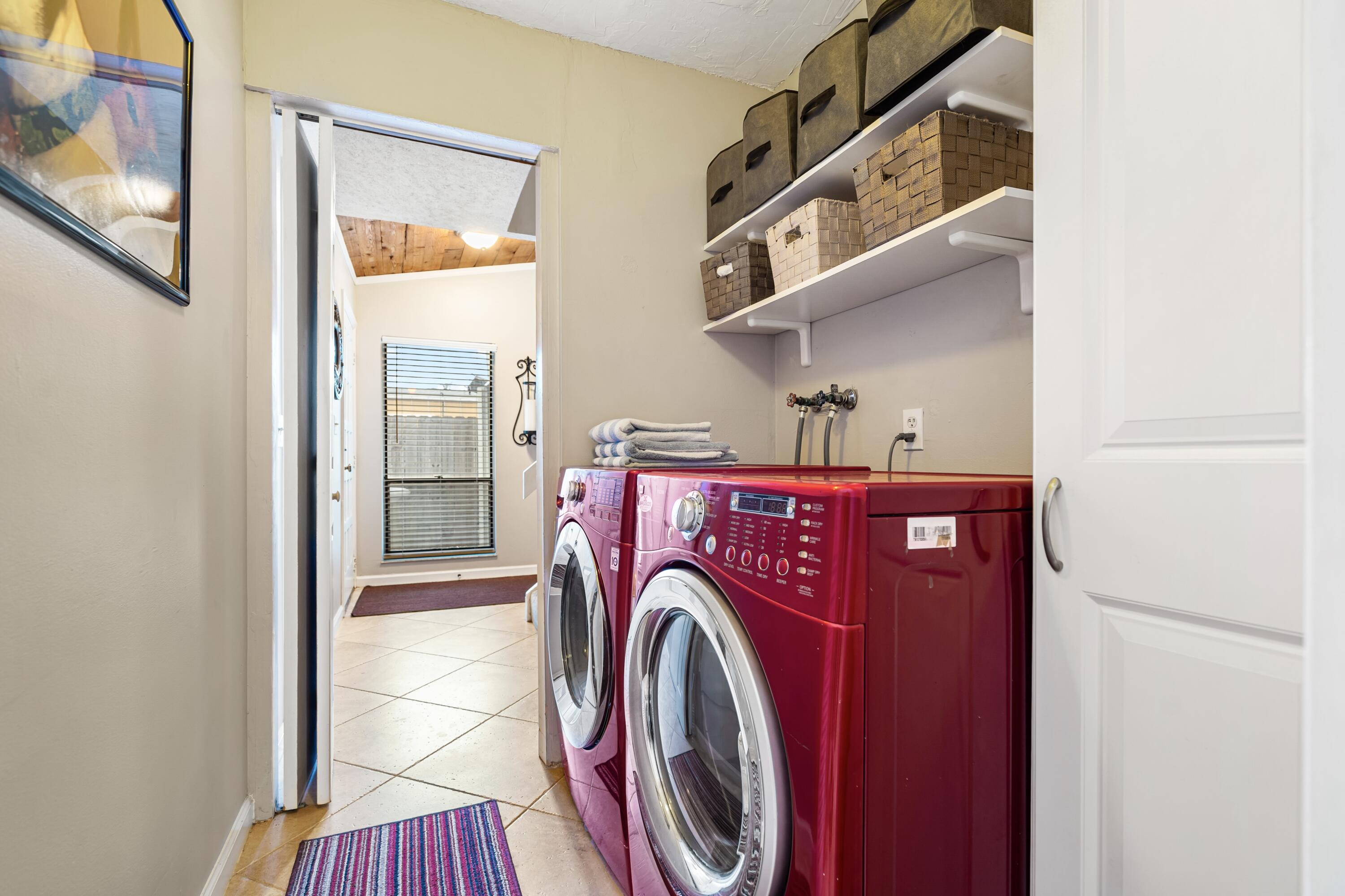 LAKEWOOD EAST SEC 1 - Residential