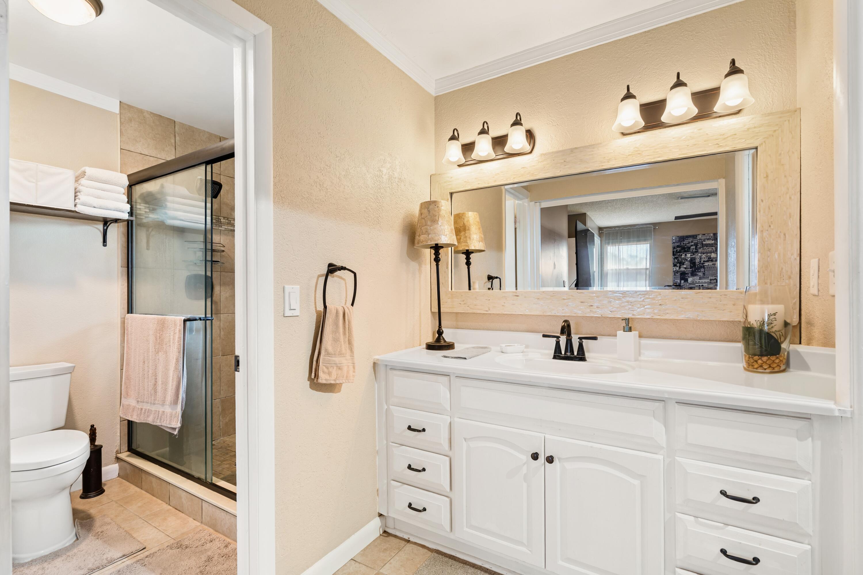 LAKEWOOD EAST SEC 1 - Residential