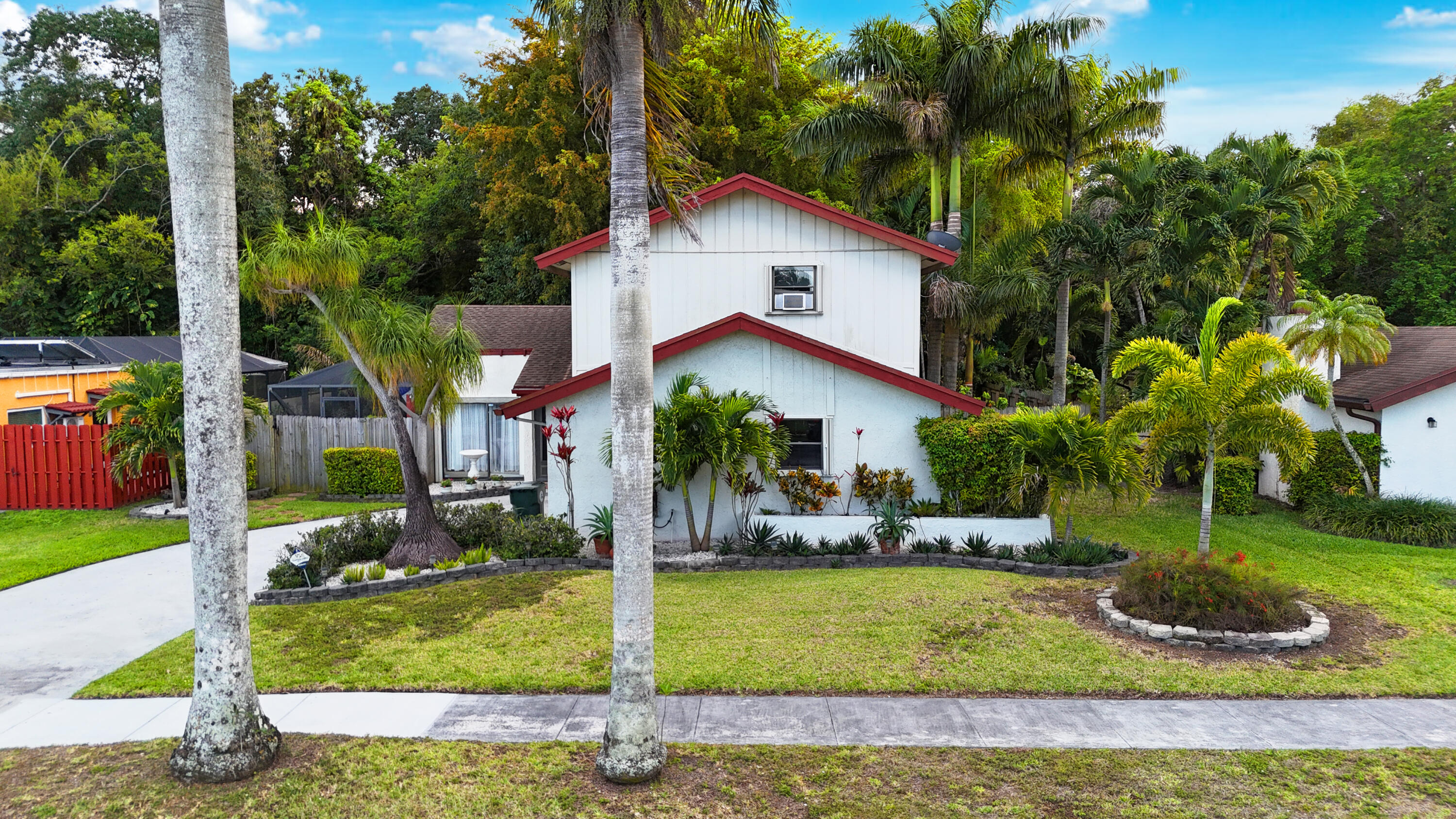 LAKEWOOD EAST SEC 1 - Residential