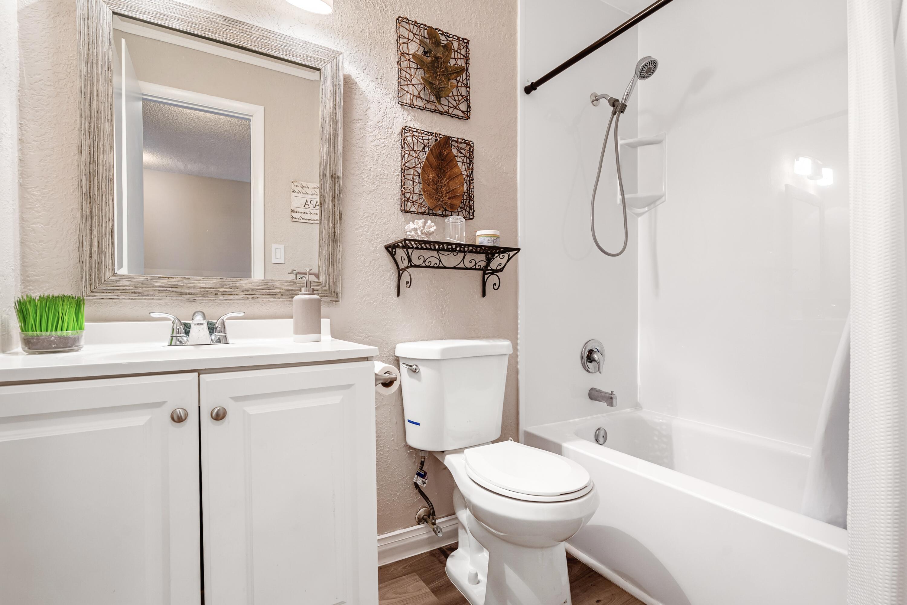 LAKEWOOD EAST SEC 1 - Residential