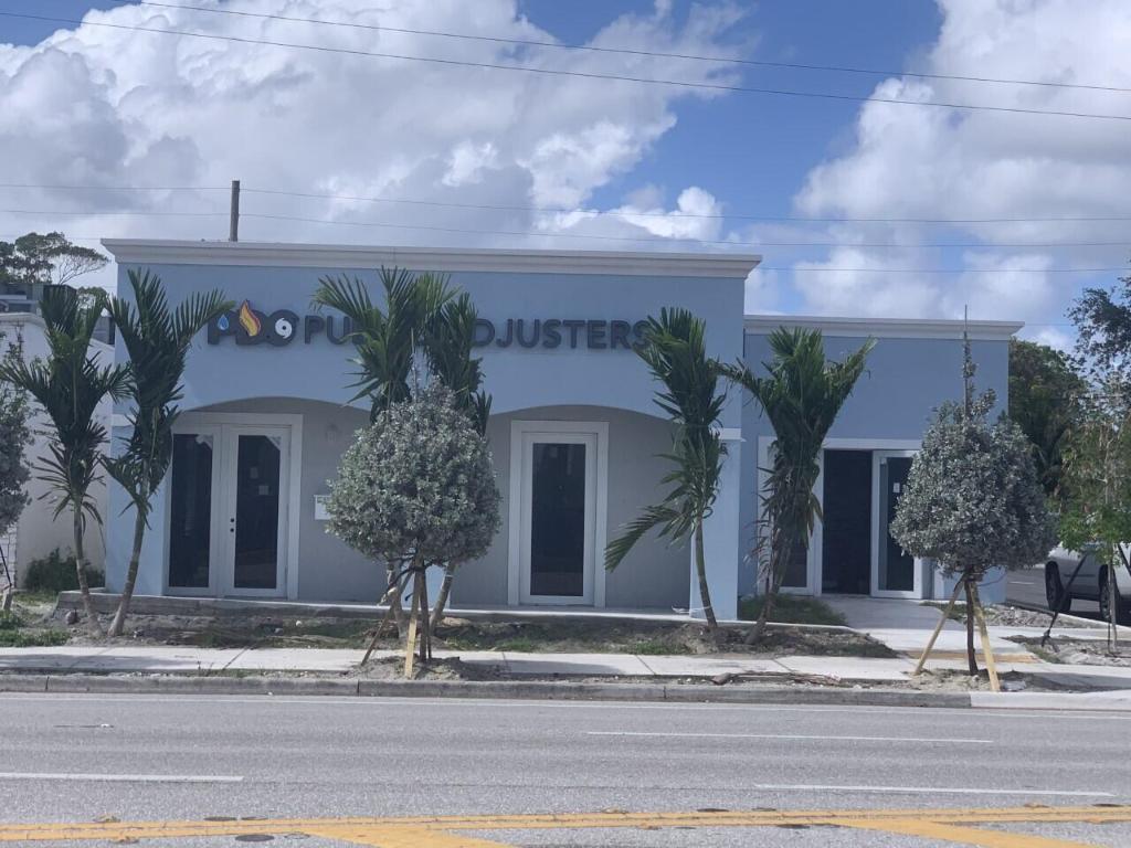 127 E Boynton Beach Boulevard