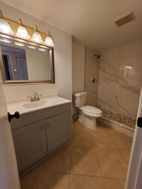 313 SW 1st Court SW L-4 Pompano Beach FL 33060