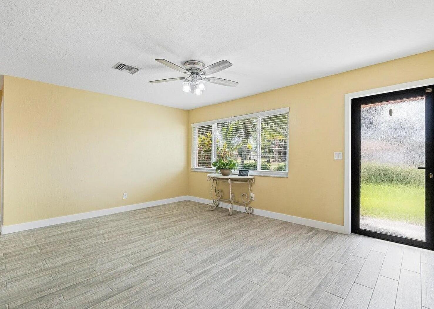 ROOSEVELT ESTATES - Residential