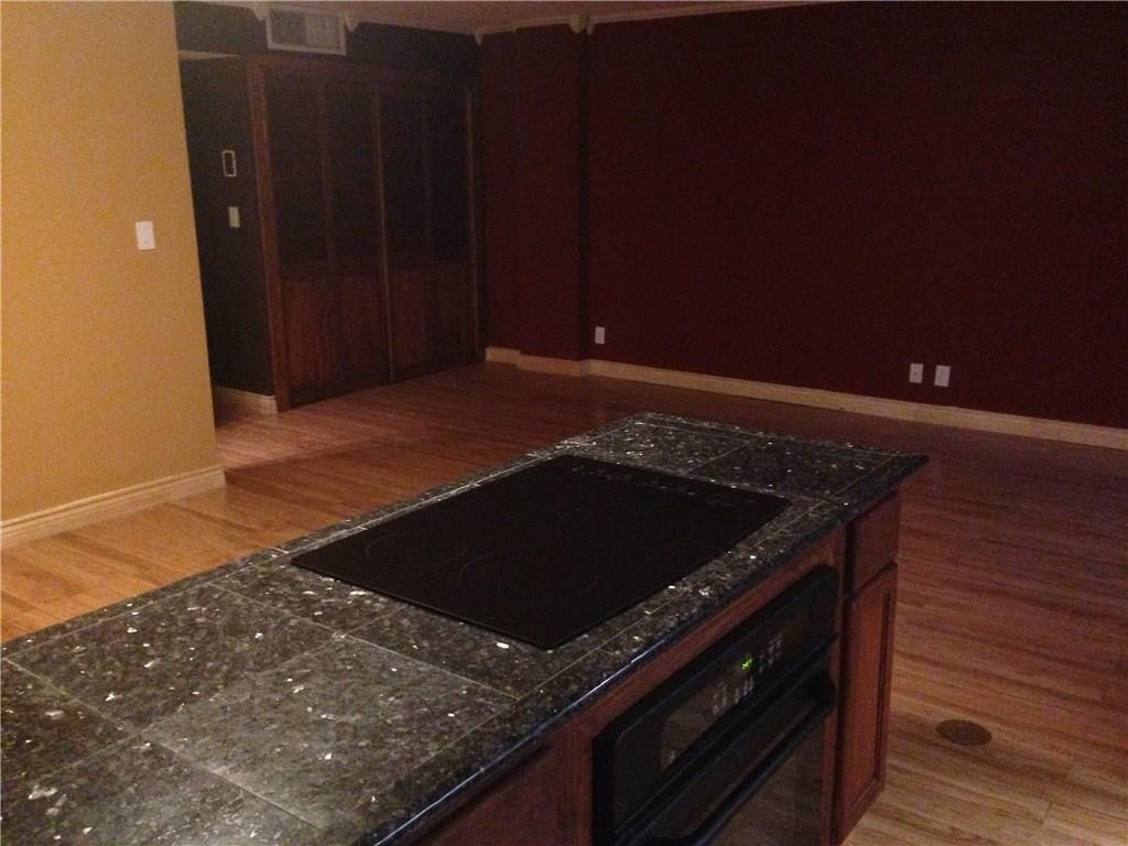 Plaza of the Americas - Residential