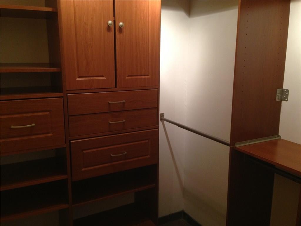 Plaza of the Americas - Residential