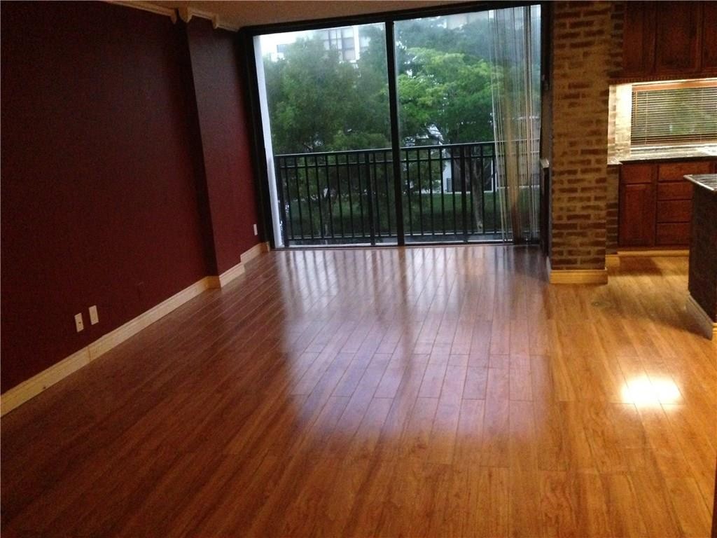 Plaza of the Americas - Residential