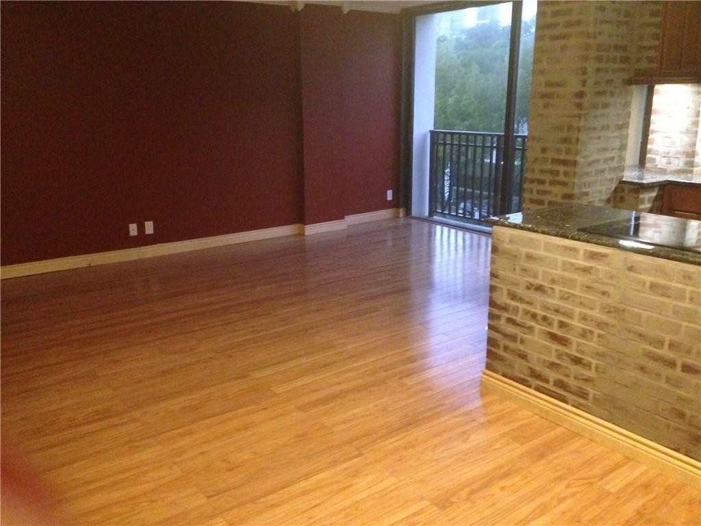 Plaza of the Americas - Residential