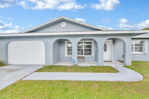 A home in Port St Lucie