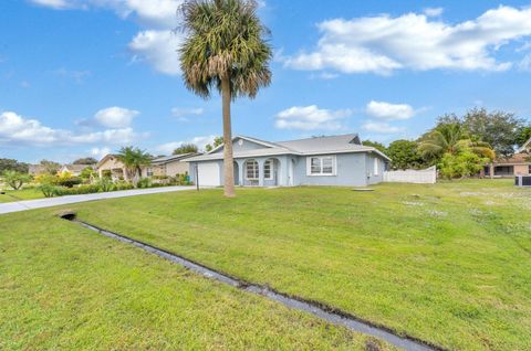 A home in Port St Lucie