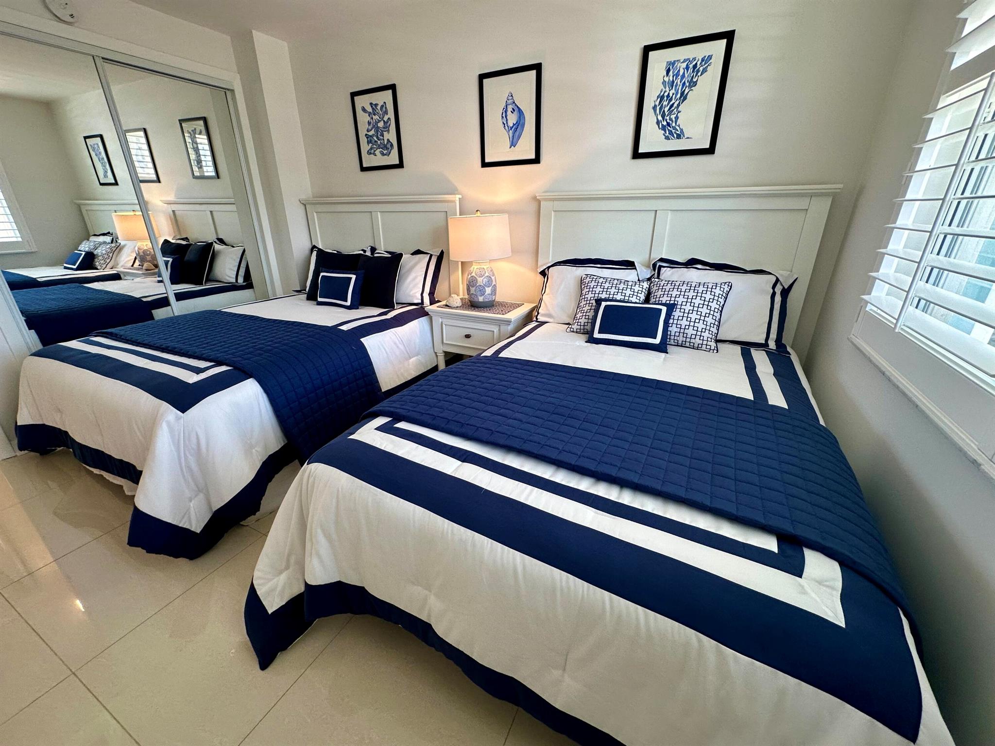 GRANADA HOUSE - Residential Lease