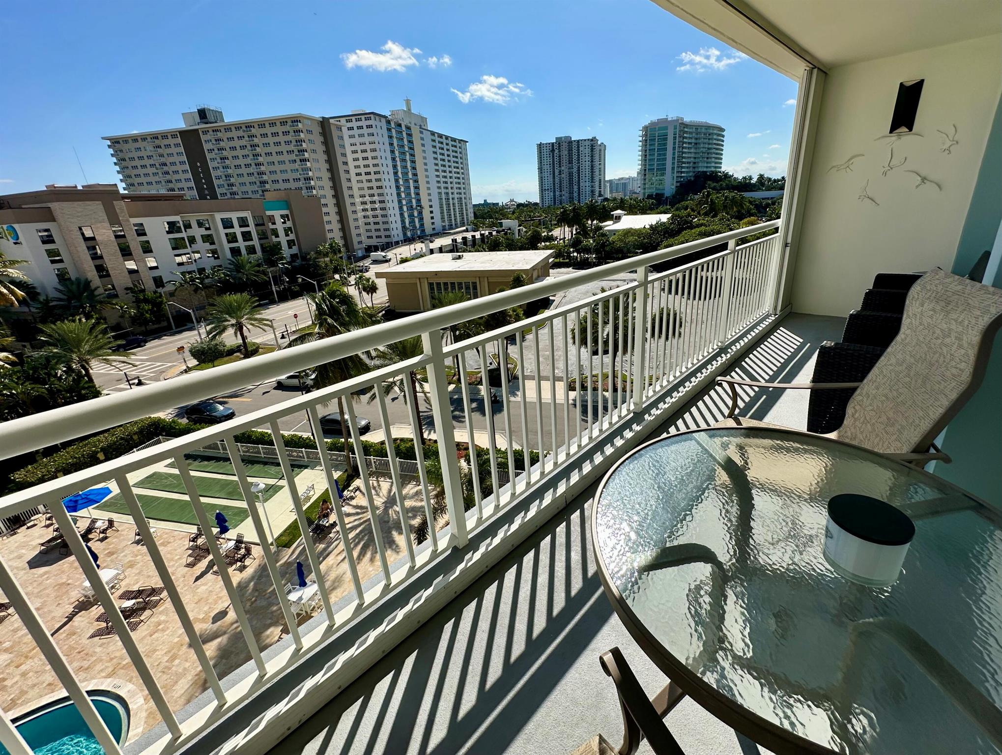 GRANADA HOUSE - Residential Lease