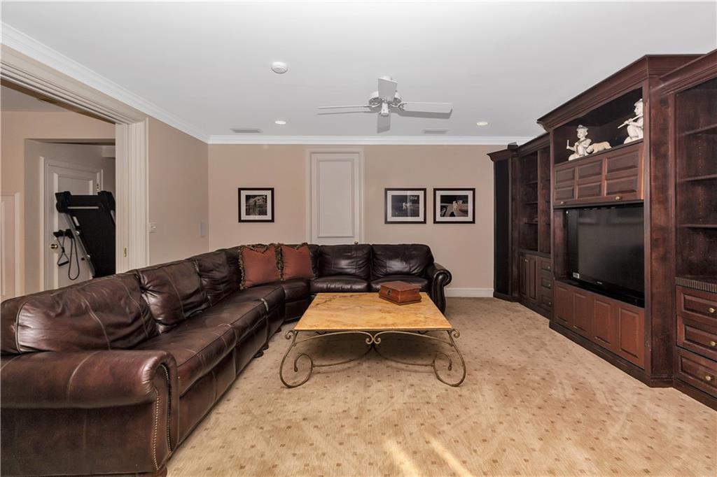 Royal Palm Yacht & Countr - Residential