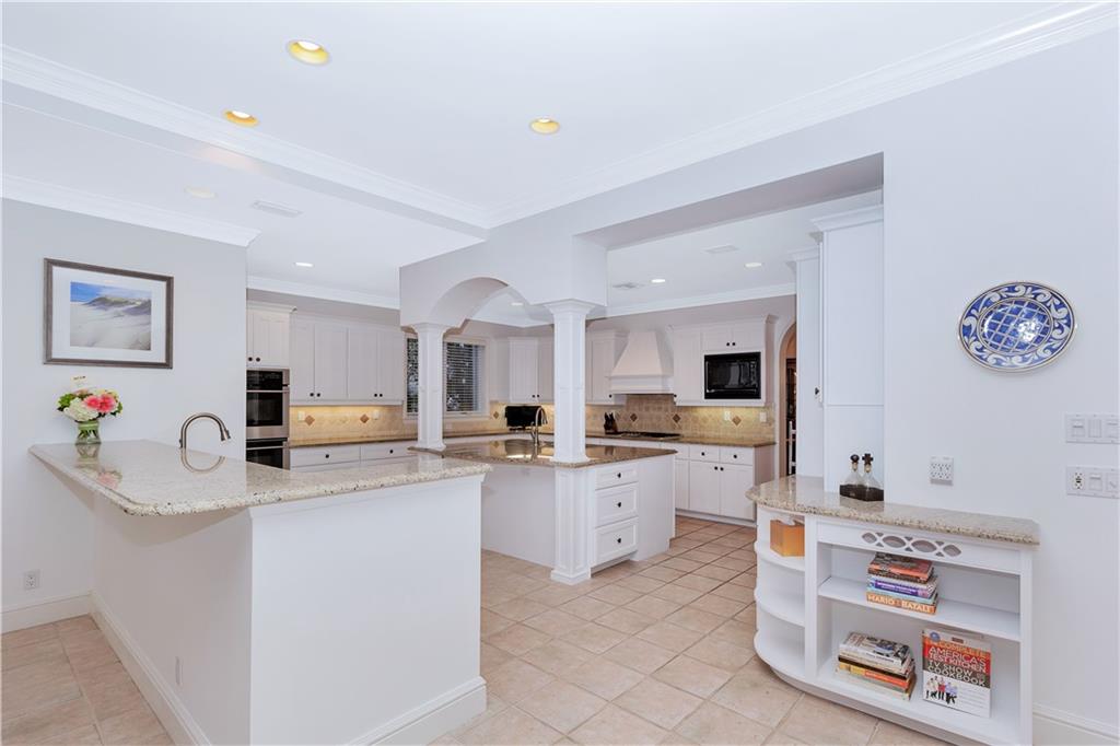 Royal Palm Yacht & Countr - Residential